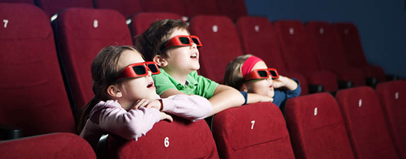 kids-at-cinema